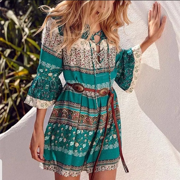*HOST PICK* Boho Lace-up dress - Picture 2 of 6